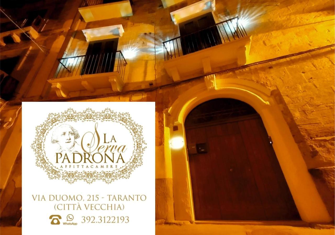 La Serva Padrona Таранто Экстерьер фото