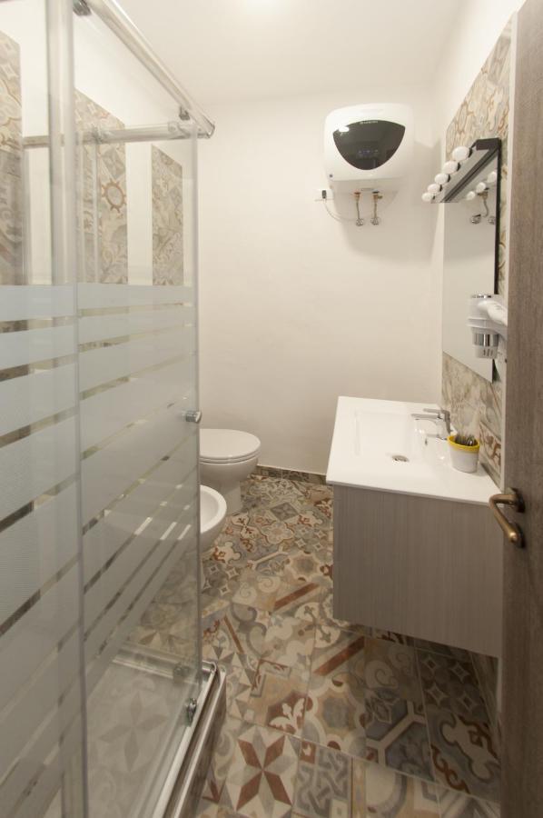La Serva Padrona Таранто Экстерьер фото